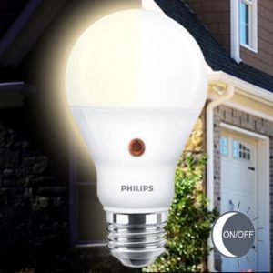 Philips LED GLS E27 7,5Watt dag/nacht sensor